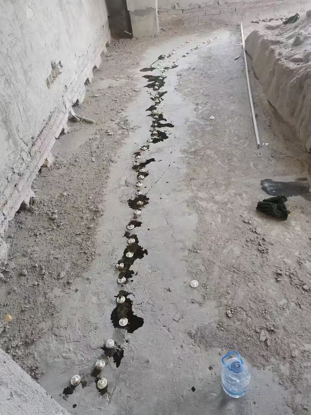 东方防漏水补漏的方法